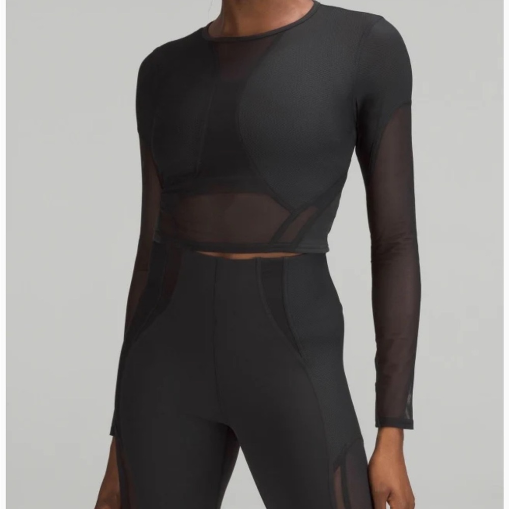 Lululemon Panelled Training Long Sleeve Shirt